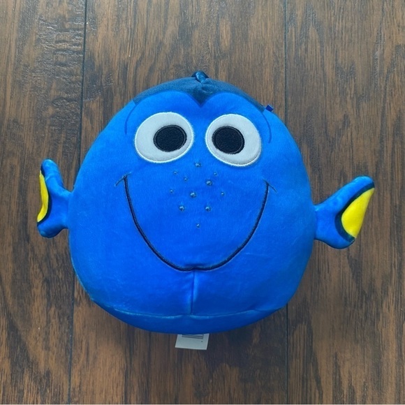Squishmallows Disney Dory - Picture 4 of 9